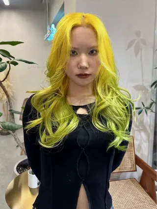 ロング カラー ハイトーン×似合わせ 🌱中川慎之介のヘアスタイル