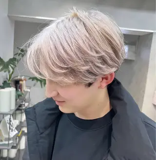ショート カラー ヘアアレンジ ボブ/透明感ベージュ 🫧クルミ🌟のヘアスタイル