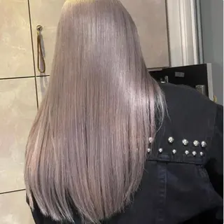 ミディアム カラー 🌹TikTok４万 ﾌｫﾛﾜｰ🌹AKIのヘアスタイル