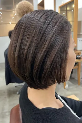 ミディアム 三島 有佳里のヘアスタイル