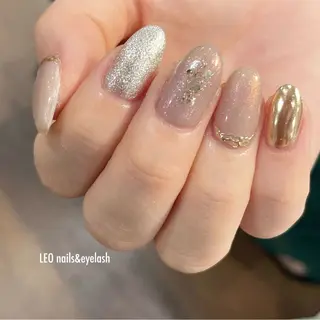 ネイル LEO Nails andeyelashのネイルデザイン