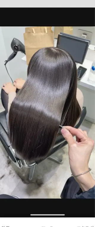 セミロング 髪質改善特化 ミサワコウキのヘアスタイル