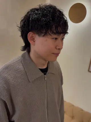 ミディアム パーマ メンズ ツイスパ/波巻き 鈴木教介👯‍♀️のヘアスタイル