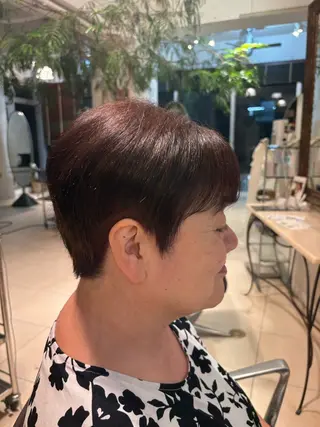 ショート カラー 菊池 菜月のヘアスタイル