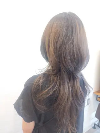 ロング 澤田 あきのヘアスタイル