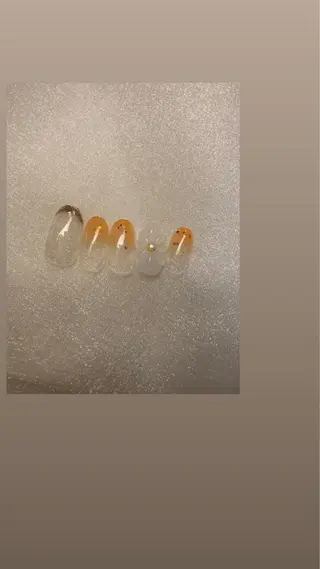 ネイル マツエク・マツパ 荒木 莉奈のネイルデザイン