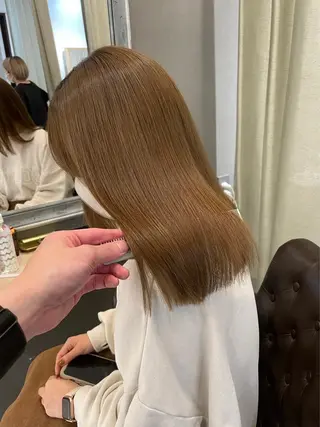 セミロング カラー yuu /N° 大分中央町店のヘアスタイル