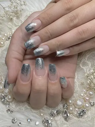 ネイル UNABOMBA (24時間営業)のネイルデザイン