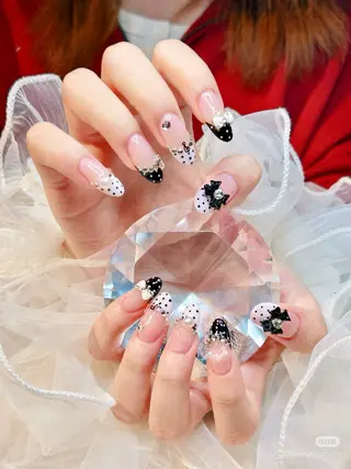 ネイル リボン、ガーリー パーツ放題専門店のネイルデザイン