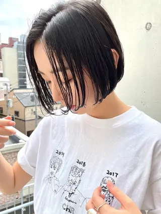 ミディアム Lino by hoNuaのヘアスタイル