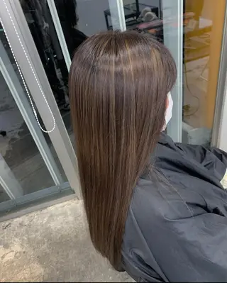 ロング カラー ヘアアレンジ ﾚｲﾔｰ🩵透明感 ೀユイ🌙のヘアスタイル