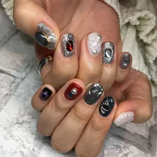 ネイル repos~ルポ~所属・里見 麗のネイルデザイン