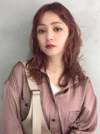 ミディアム カラー RUKA 美容院×ネイリストのヘアスタイル