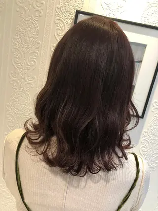 ミディアム カラー 🍀富久 永梨🧸のヘアスタイル