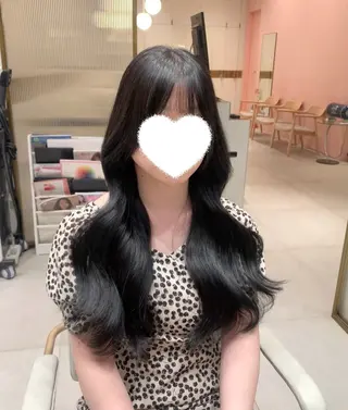 ロング カラー 内田 志乃のヘアスタイル