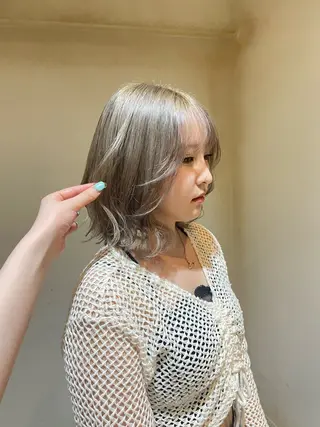 ミディアム 長谷 若奈のヘアスタイル