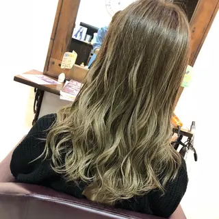 ミディアム カラー 小森 拓哉のヘアスタイル