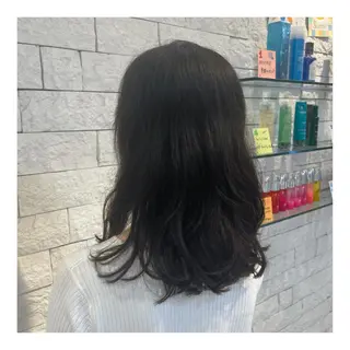 セミロング BiBi 藪 菜月のヘアスタイル