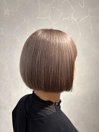 ショート カラー 髪の家 tikiのヘアスタイル