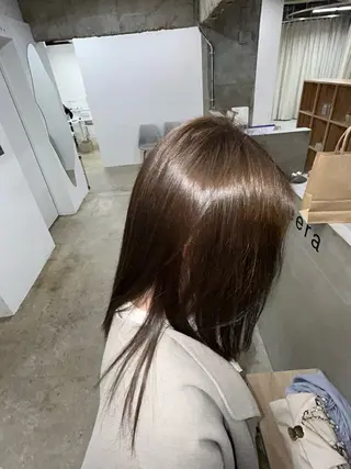 セミロング freera所属・湯浅 美玖のヘアスタイル