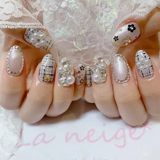 ネイル La neige* yuki 🐩🌙のネイルデザイン
