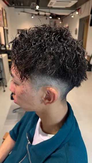 ショート パーマ メンズ パーマ職人 Mizukiのヘアスタイル