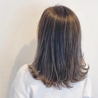 ミディアム カラー 伊藤 さやかのヘアスタイル