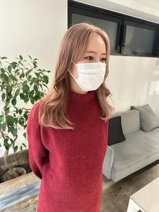 セミロング カラー ✨艶ブリーチカラー ✨四ノ宮裕己のヘアスタイル