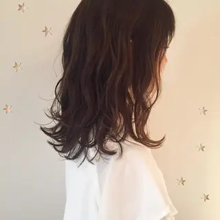 セミロング 市川 千夏のヘアスタイル