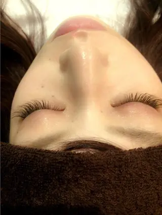 マツエク・マツパ 中村 眞歩のヘアスタイル