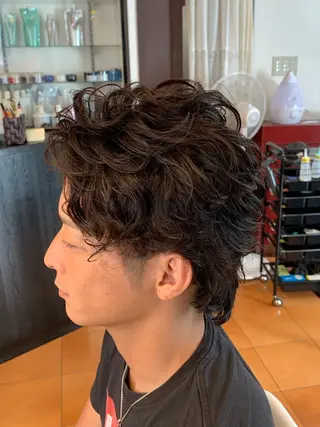 ミディアム パーマ メンズ 早川 太貴のヘアスタイル