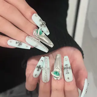 ネイル Ugirl Nail Pinpin🤍のネイルデザイン