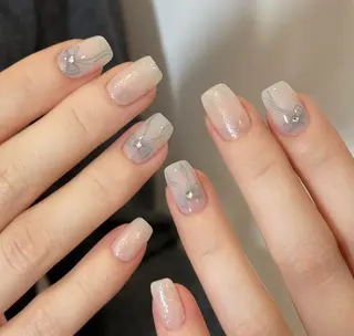 ネイル Pure&Rich Nailのネイルデザイン