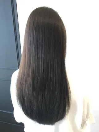 ロング カラー 金子 富士のヘアスタイル