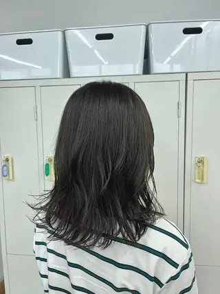 ミディアム カラー ナカジマ ハルカのヘアスタイル