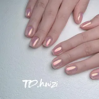 ミディアム めぐみのネイルサロン スタッフ練習のネイルデザイン