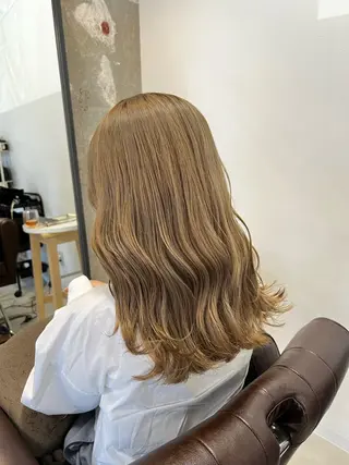 カラー 椎葉 みはるのヘアスタイル