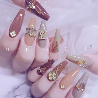 ネイル 梅田🦄中崎町🩵 u n o 0 1のネイルデザイン