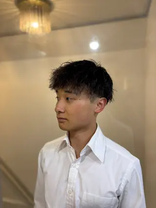 ショート 越坂部 桃子のヘアスタイル