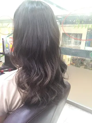 セミロング ロング くせ毛×ショート 上岡勇祐のヘアスタイル