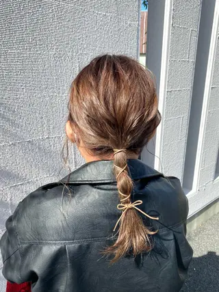 ロング カラー 中川 茜里のヘアスタイル