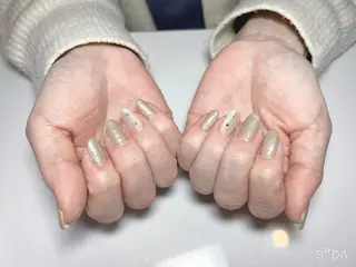 ネイル ネイル脱毛 Reeのネイルデザイン