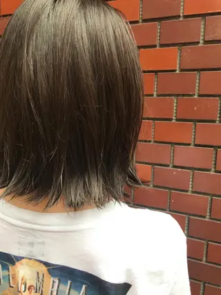 ミディアム さの あやねのヘアスタイル