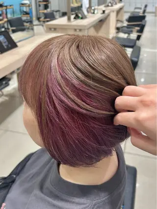 ショート カラー 【🎀推しカラー × 艶髪】小池 雪奈のヘアスタイル