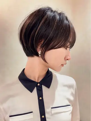 ショート カラー Aster 店長 れおん✂️のヘアスタイル