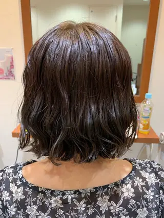 ショート カラー 蓮見  友里のヘアスタイル