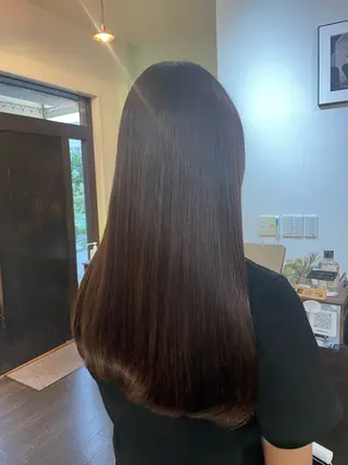 ロング 三國 栞音のヘアスタイル