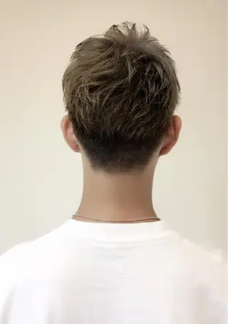 ショート メンズ レイヤーカット🌈 透明感カラー🌷ユリのヘアスタイル