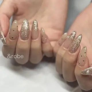 ネイル ＆robe  mii 🌿のネイルデザイン