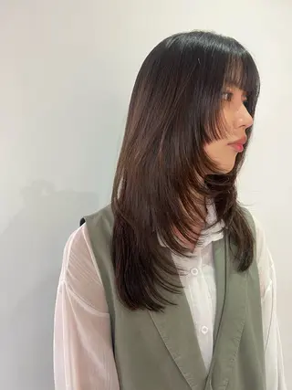 ロング カラー MARU パーマ/レイヤーのヘアスタイル